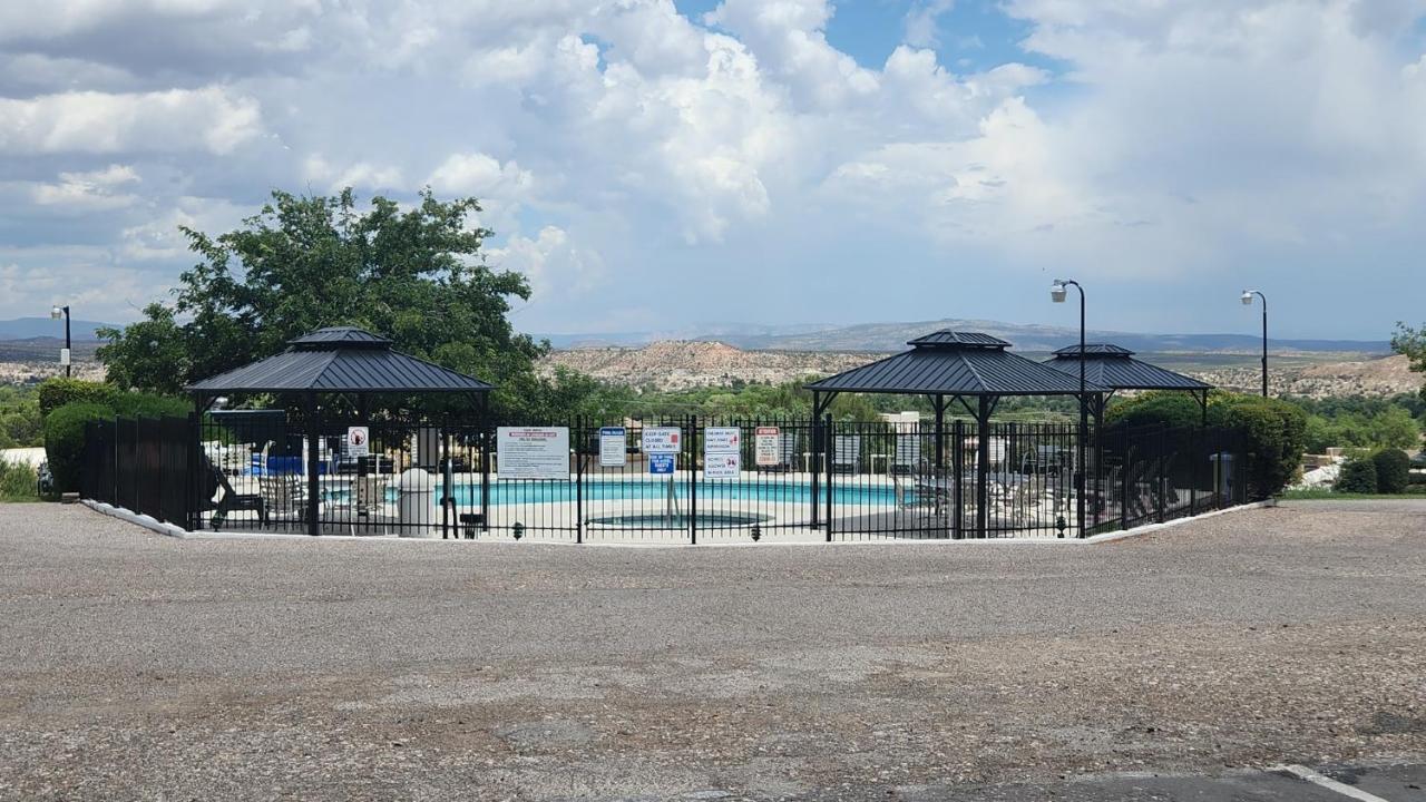 The View Motel Коттонвуд Экстерьер фото